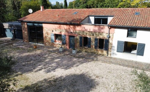 Château Villefranche De Lauragais 800.0 Sqm 12 Bedrooms