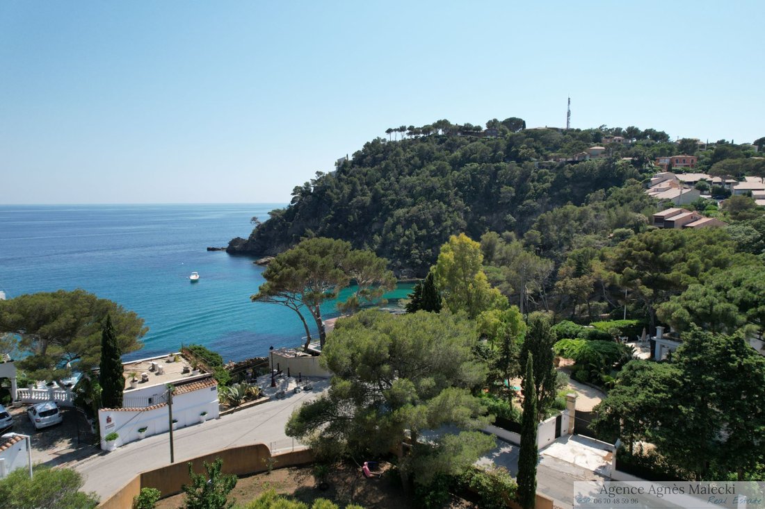 Villa in Nord, Cavalaire-sur-Mer, France 2 - 15389752