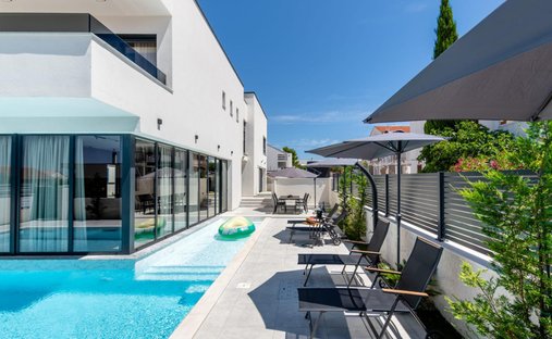 Villa in Vrsi, Zadar County, Croatia 1