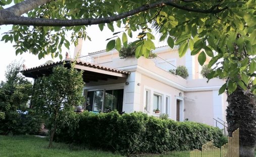 House in Oropos, Attica, Greece 1