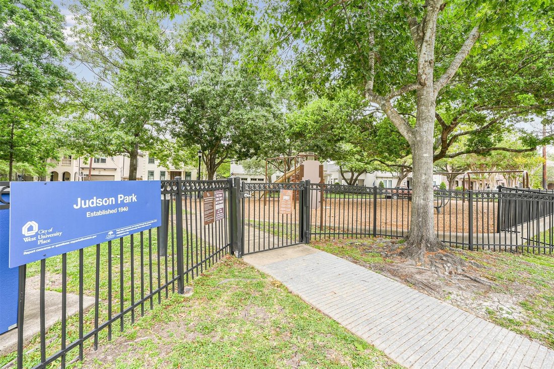 House in Houston, Texas, United States 5 - 16535044