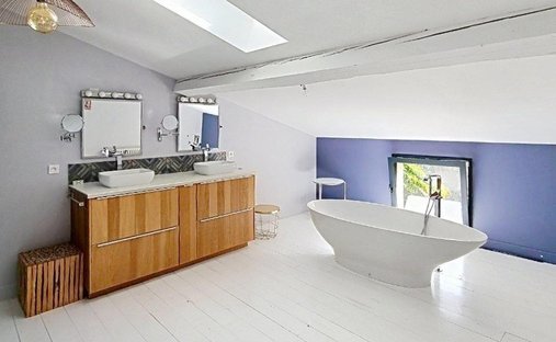 Château Villefranche De Lauragais 800.0 Sqm 12 Bedrooms