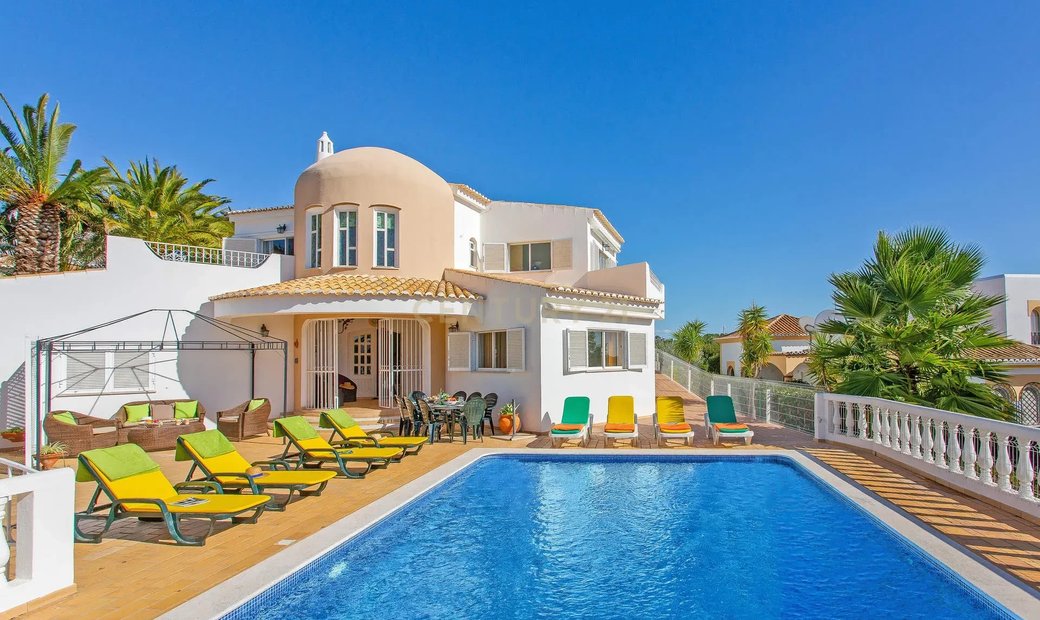 stunning-4-bedroom-sea-view-home-in-faro-in-olhos-de-agua-algarve