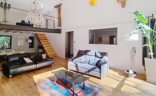 Château Villefranche De Lauragais 800.0 Sqm 12 Bedrooms