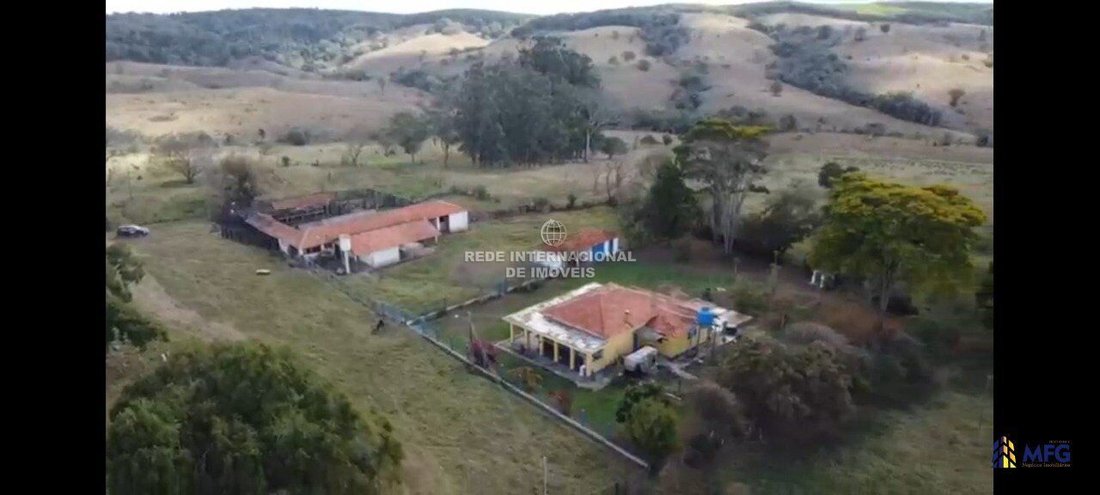 Farm Ranch in Angatuba, State of São Paulo, Brazil 1 - 16536825