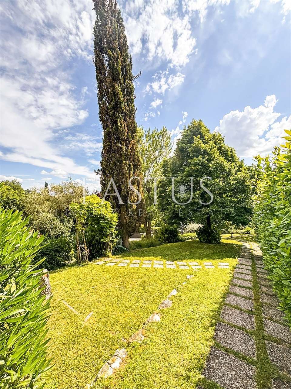 Villa in Two Roads - San Gaggio, Florence, Italy 5 - 16534804