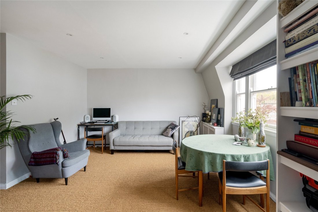 Apartment in Campden Hill, Kensington And Chelsea, England 2 - 16533226