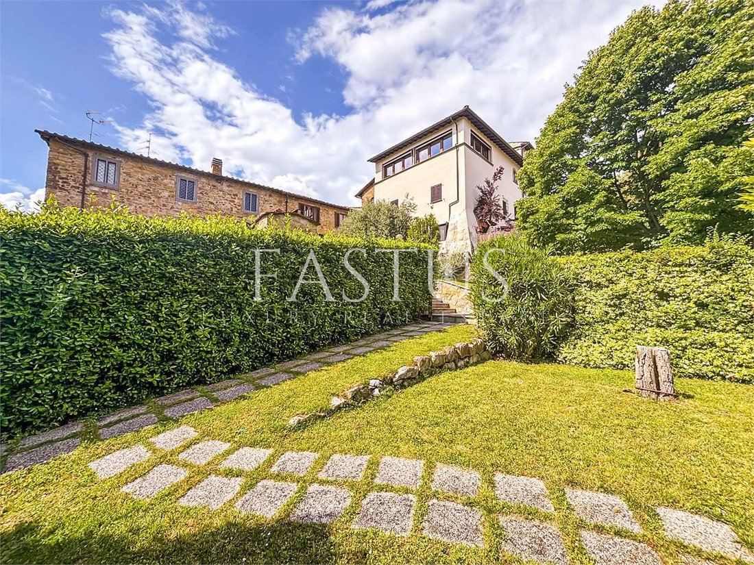 Villa in Two Roads - San Gaggio, Florence, Italy 1 - 16534804