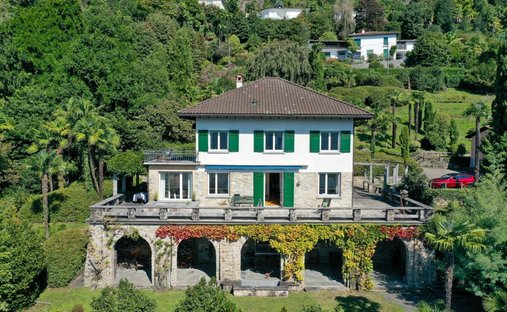 Villa in Brione sopra Minusio, Ticino, Switzerland 1