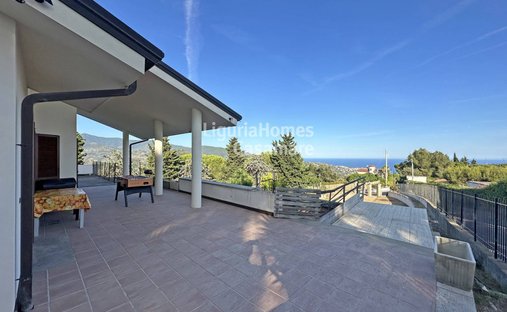 Villa in Camporosso, Liguria, Italy 1