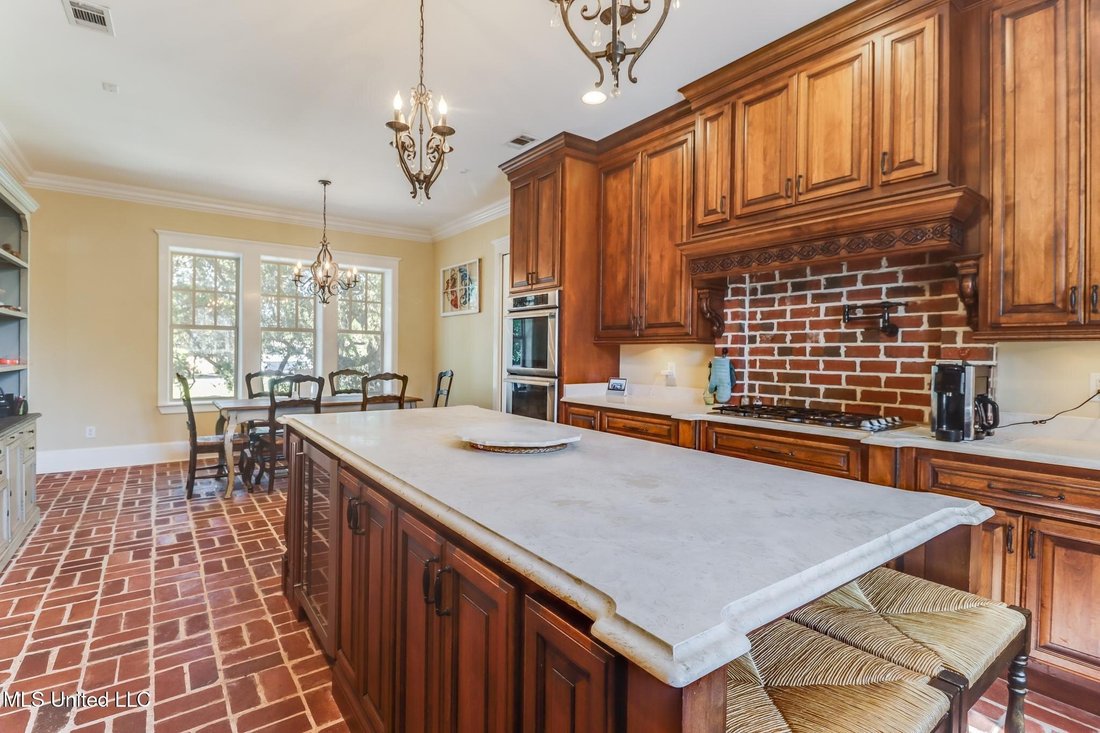 House in Pascagoula, Mississippi, United States 4 - 16307710
