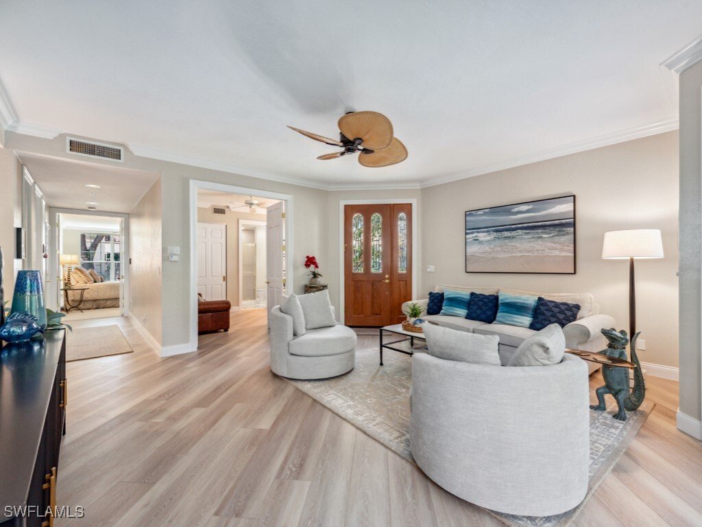 Condo in Naples, Florida, United States 3 - 16236351