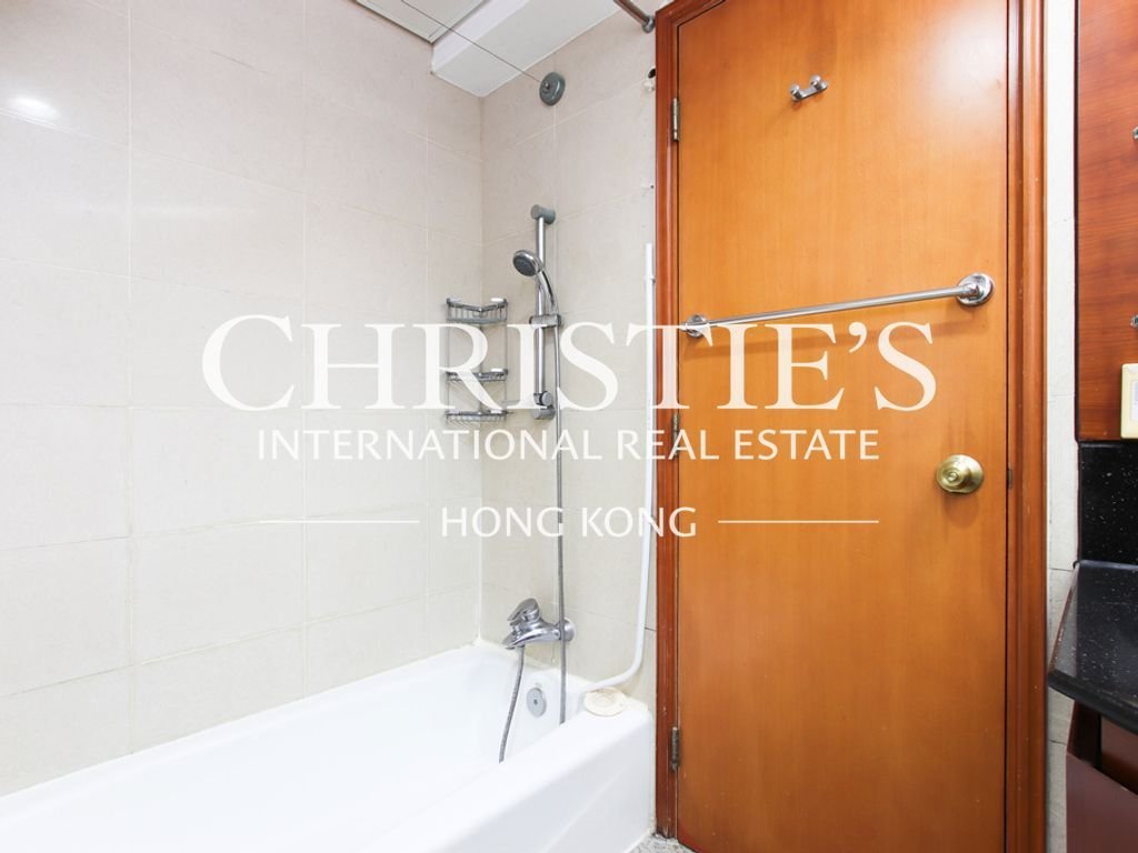 Apartment in Hong Kong, Hong Kong 5 - 16537626