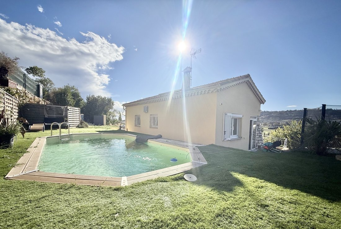 Casa a Nizza, Provenza-Alpi-Costa Azzurra, Francia 1 - 16534661