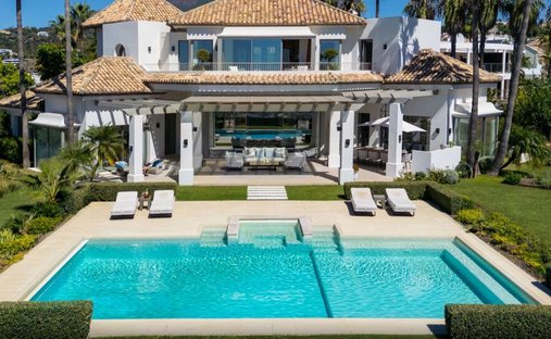 Villa in Benahavis, Andalusia, Spain 1