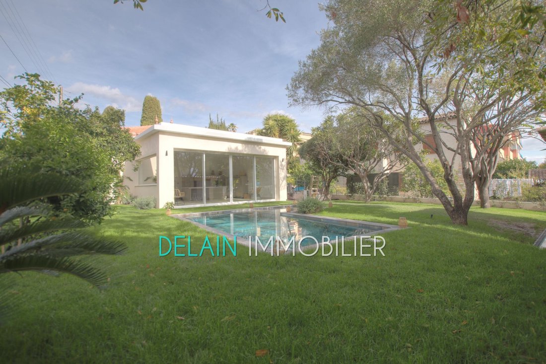 Villa in Le Cros de Cagnes, Cagnes-sur-Mer, France 1 - 16536794