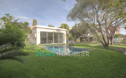 Villa in Le Cros de Cagnes, Cagnes-sur-Mer, France 1