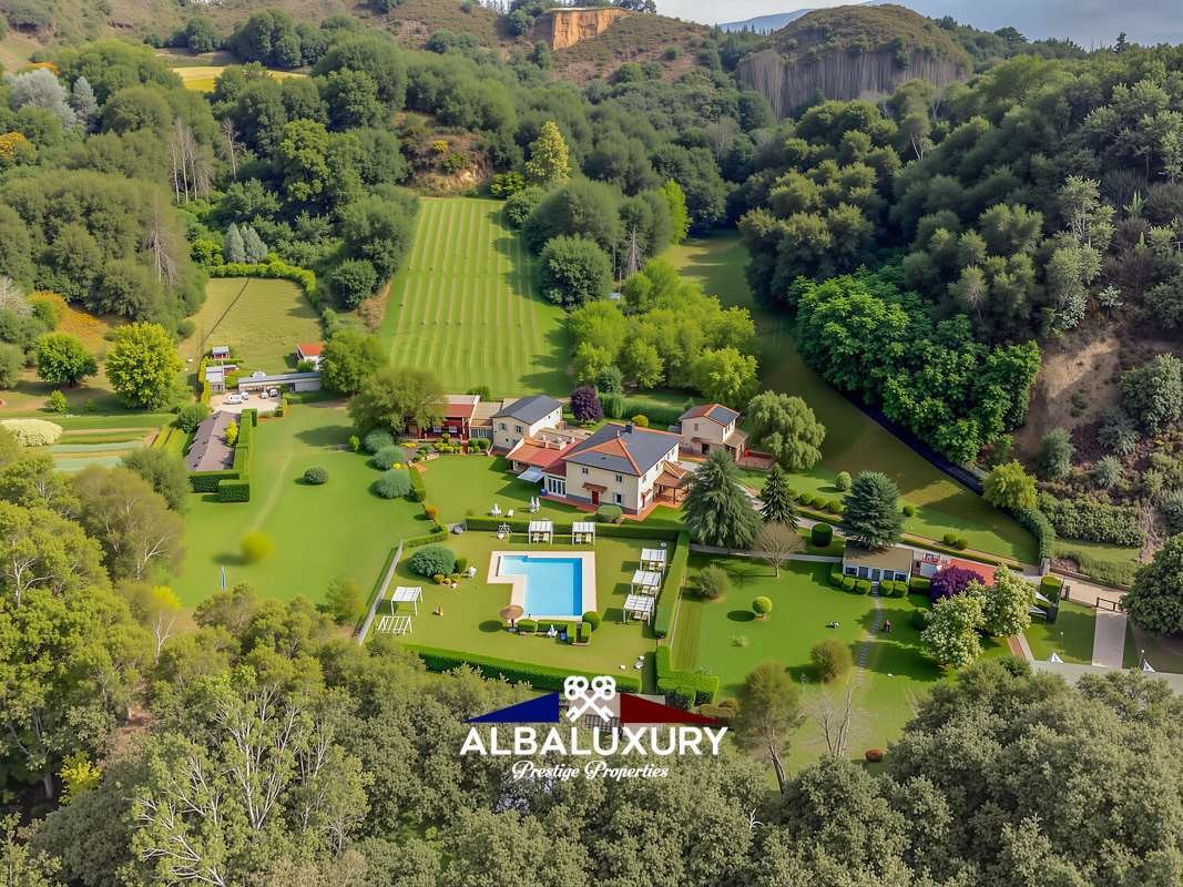 Villa in San Giovanni Valdarno, Tuscany, Italy 4 - 15347331