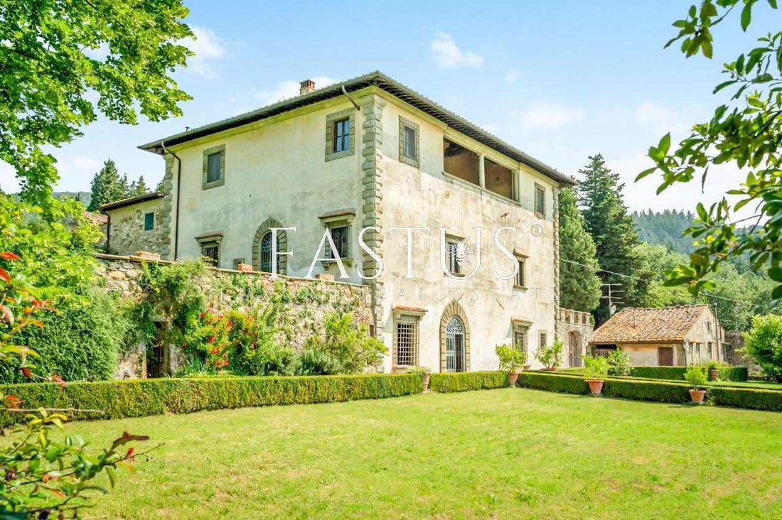 Villa in Pontassieve, Tuscany, Italy 3 - 16534737