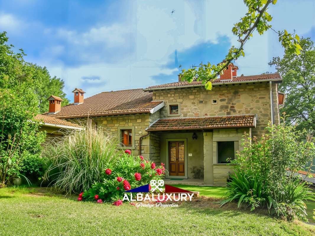 Villa in Pieve Santo Stefano, Tuscany, Italy 4 - 15347431