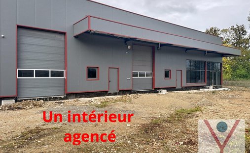 Beautiful Property Of The XI Xth Century Of Tuscan Style In The Heart Of A Closed Park And Raises Abo