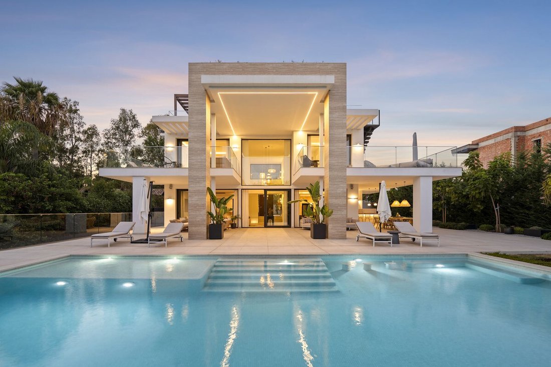 Villa in Marbella, Andalusia, Spain 2 - 16533135