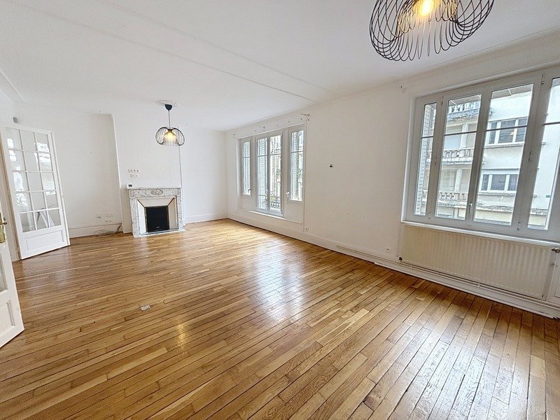 Apartment in Centre Ville, Reims, France 2 - 16535001