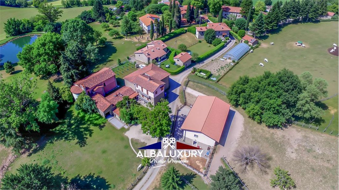 Villa in Pieve Santo Stefano, Tuscany, Italy 2 - 15347431