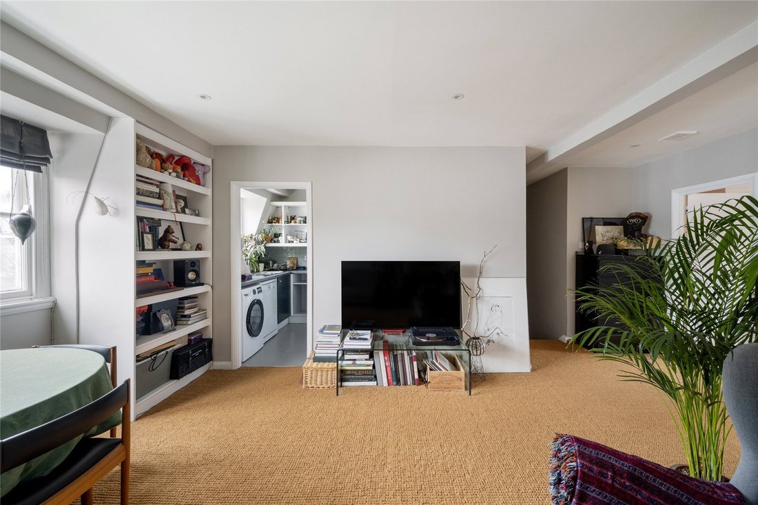Apartment in Campden Hill, Kensington And Chelsea, England 3 - 16533226
