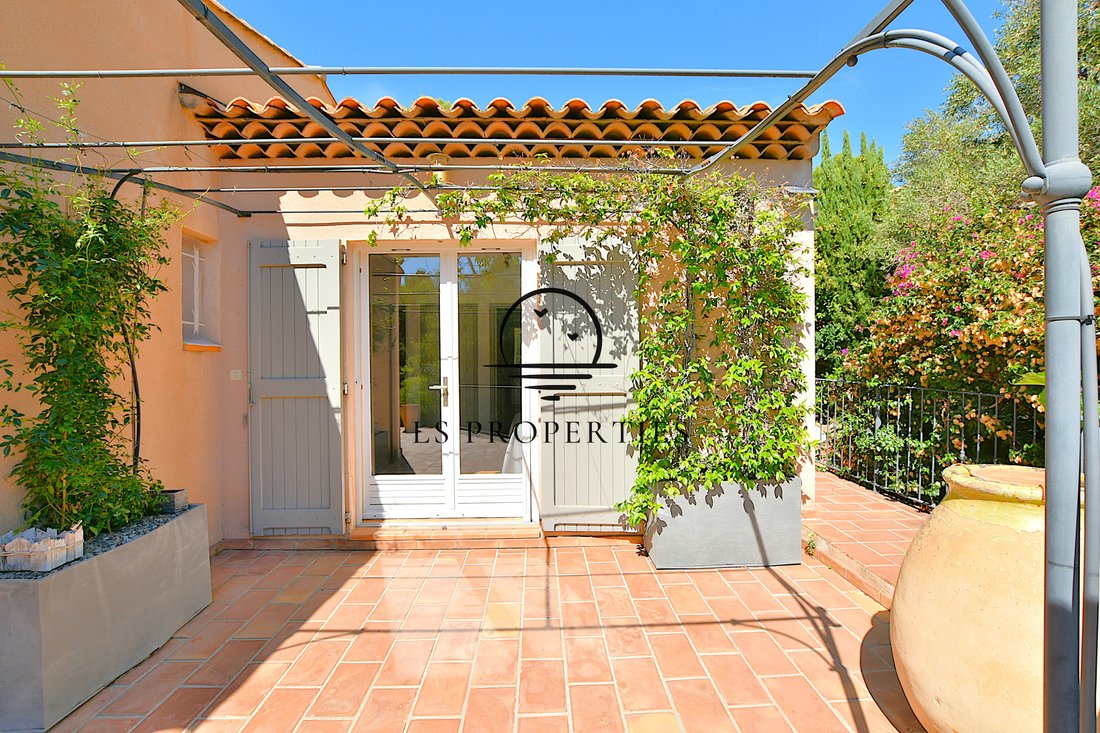Villa in Nord, Sanary-sur-Mer, France 5 - 16534537