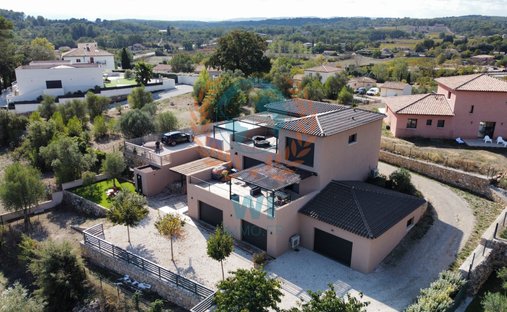 Maison à Centre Ancien, Draguignan, France 1