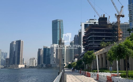 Appartamento in Business Bay, Emirato di Dubai, Emirati Arabi Uniti 1