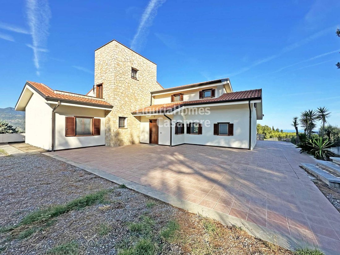 Villa in Camporosso, Liguria, Italy 2 - 16534350