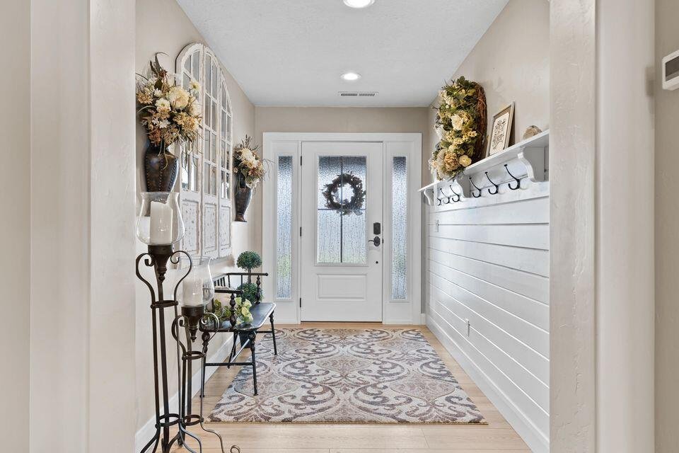 House in Enterprise, Utah, United States 4 - 16482889