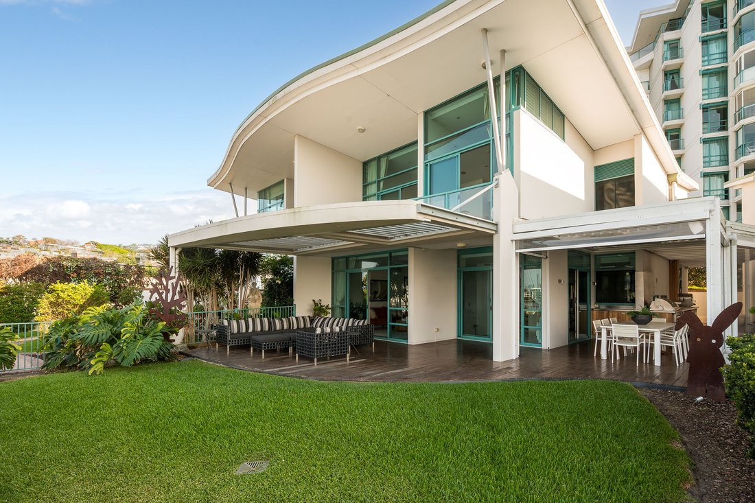 Villa in Hamilton, Queensland, Australia 3 - 16542196