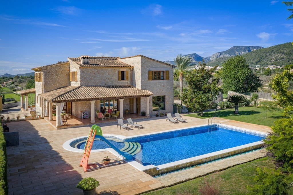 Chalet in Lloseta, Balearic Islands, Spain 3 - 16540436