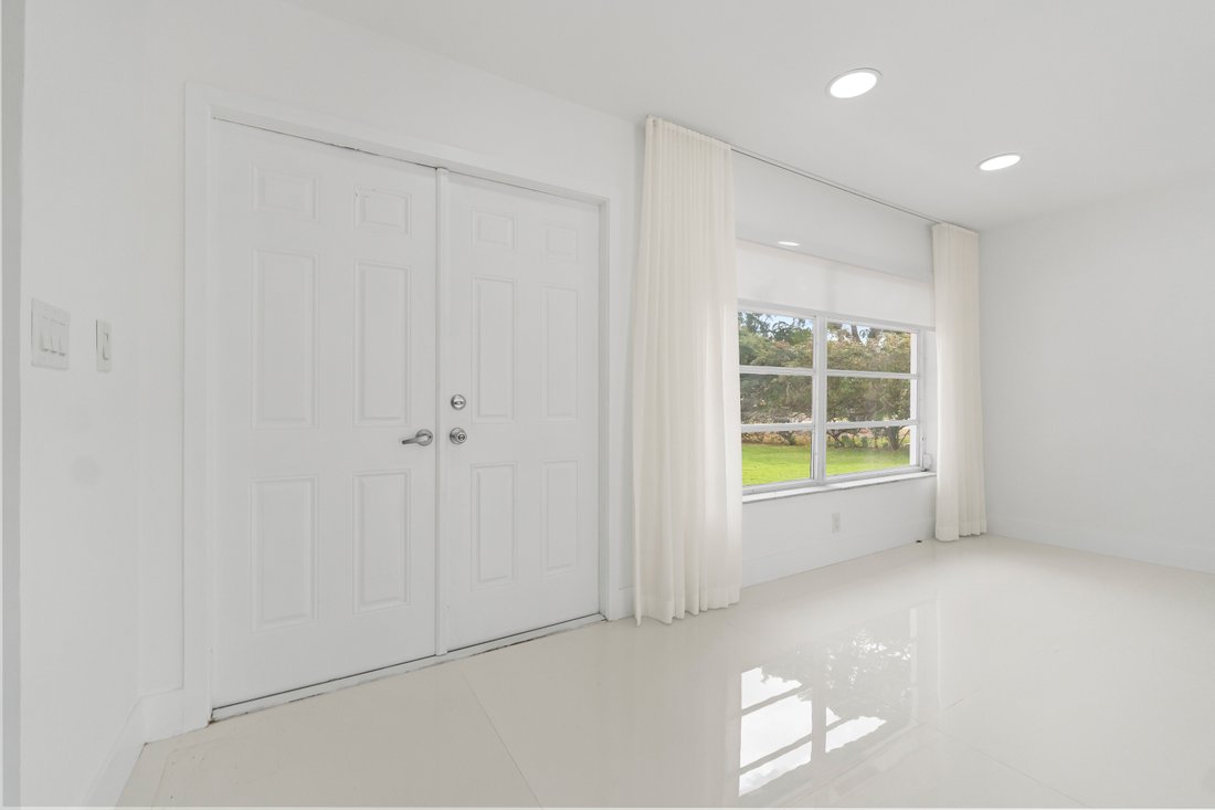 Maison à Fort Lauderdale, Floride, États-Unis 3 - 16540237