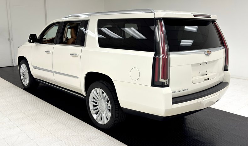 Suv in Morgantown, United States 3 - 16542621
