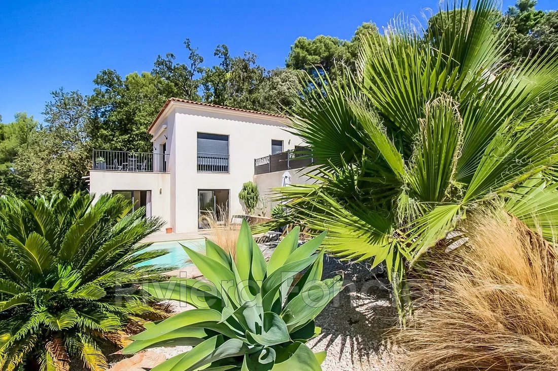 Villa in Valbonne, Provence-Alpes-Côte d'Azur, France 1 - 16539139