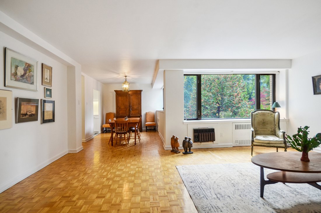 Condo in Toronto, Ontario, Canada 5 - 16542398