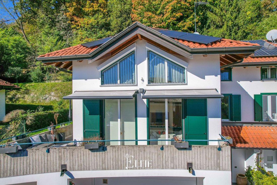 Villa in Varese, Lombardy, Italy 3 - 16542922