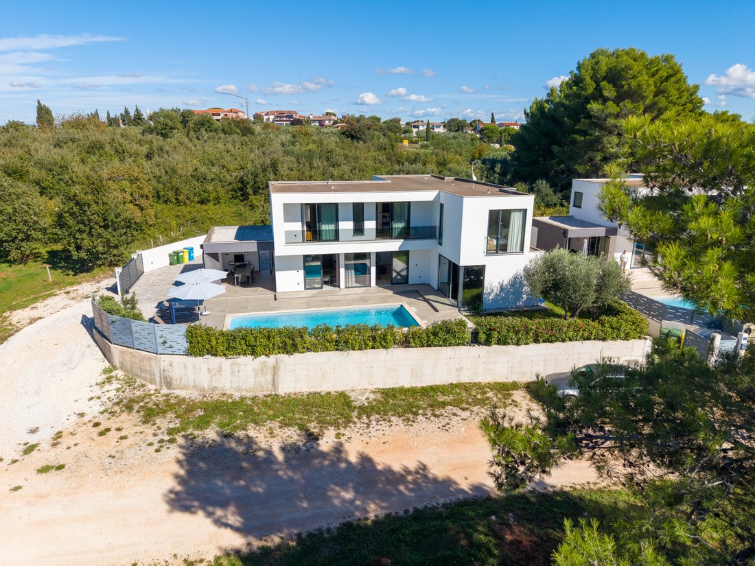 Villa in Porec, Istria County, Croatia 1 - 16543125