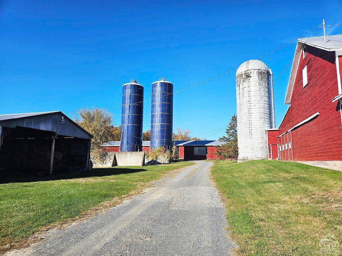 Farm Ranch in Hudson, New York, United States 2 - 16539842