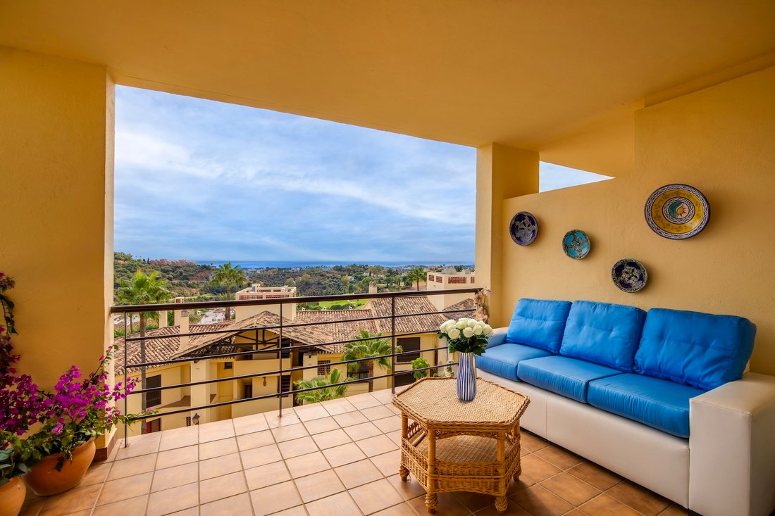 Apartment in Benahavis, Andalusia, Spain 1 - 16538591