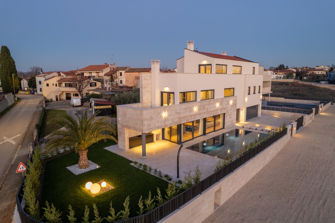 Villa in Porec, Istria County, Croatia 1 - 16542532