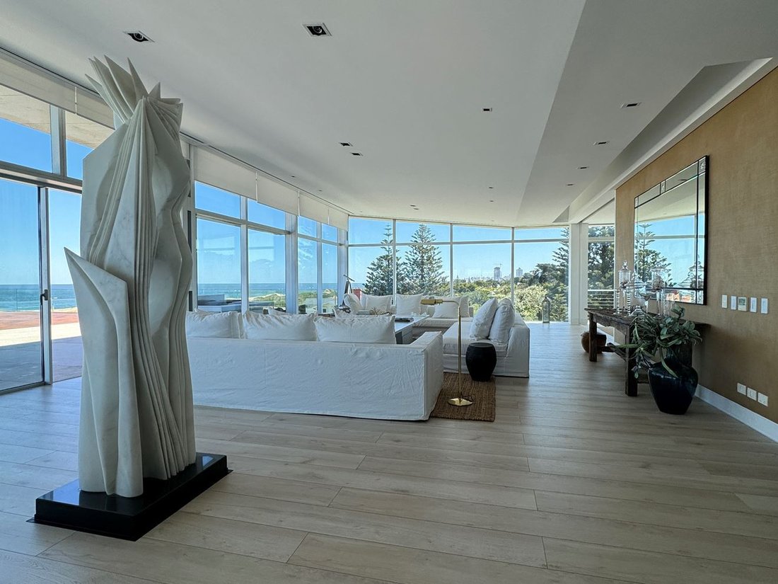 Apartment in Punta del Este, Maldonado Department, Uruguay 1 - 16538566
