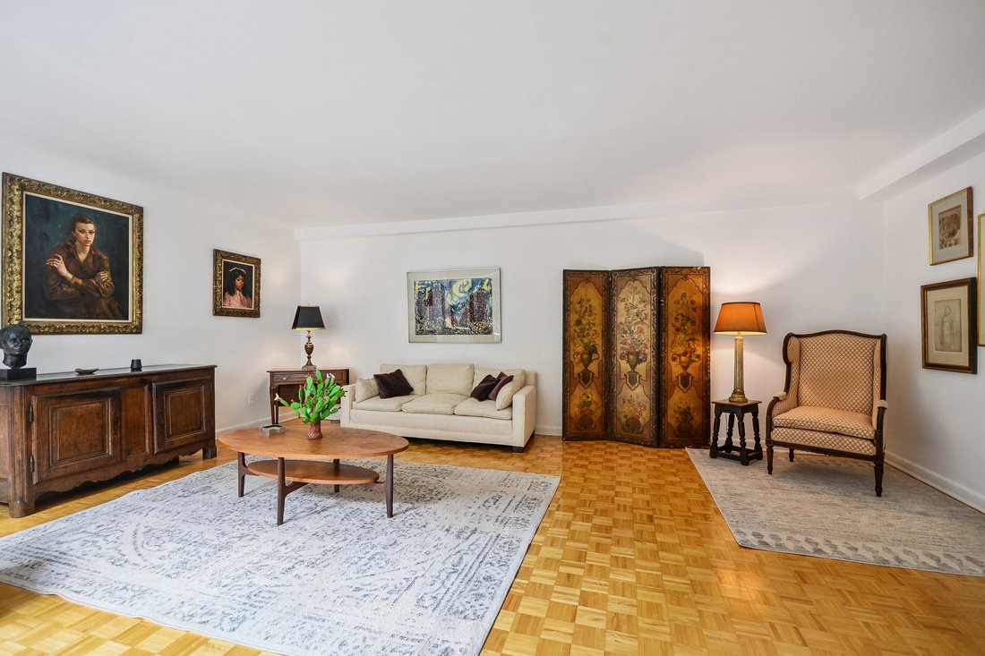 Condo in Toronto, Ontario, Canada 4 - 16542398