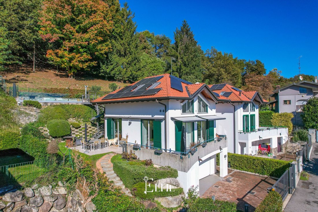 Villa in Varese, Lombardy, Italy 4 - 16542922