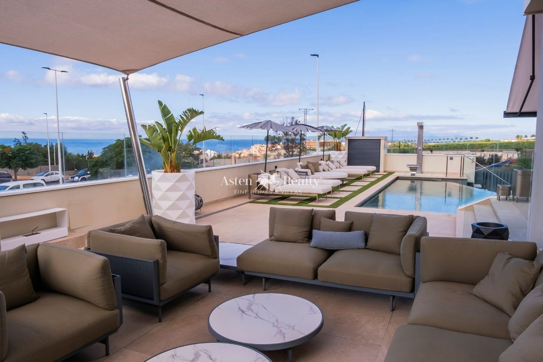 Villa in Costa Adeje, Adeje, Canary Islands 1 - 16539063