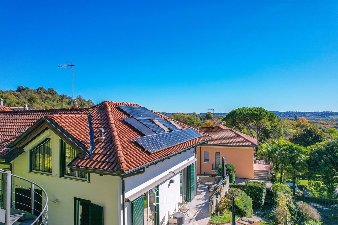Villa in Varese, Lombardy, Italy 5 - 16542922